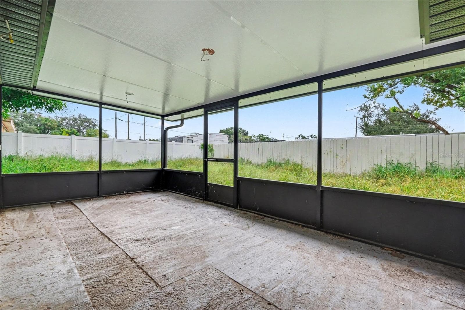 Single Family Residence at 10925 N FLORENCE AVE, TAMPA, photo 24 of 28