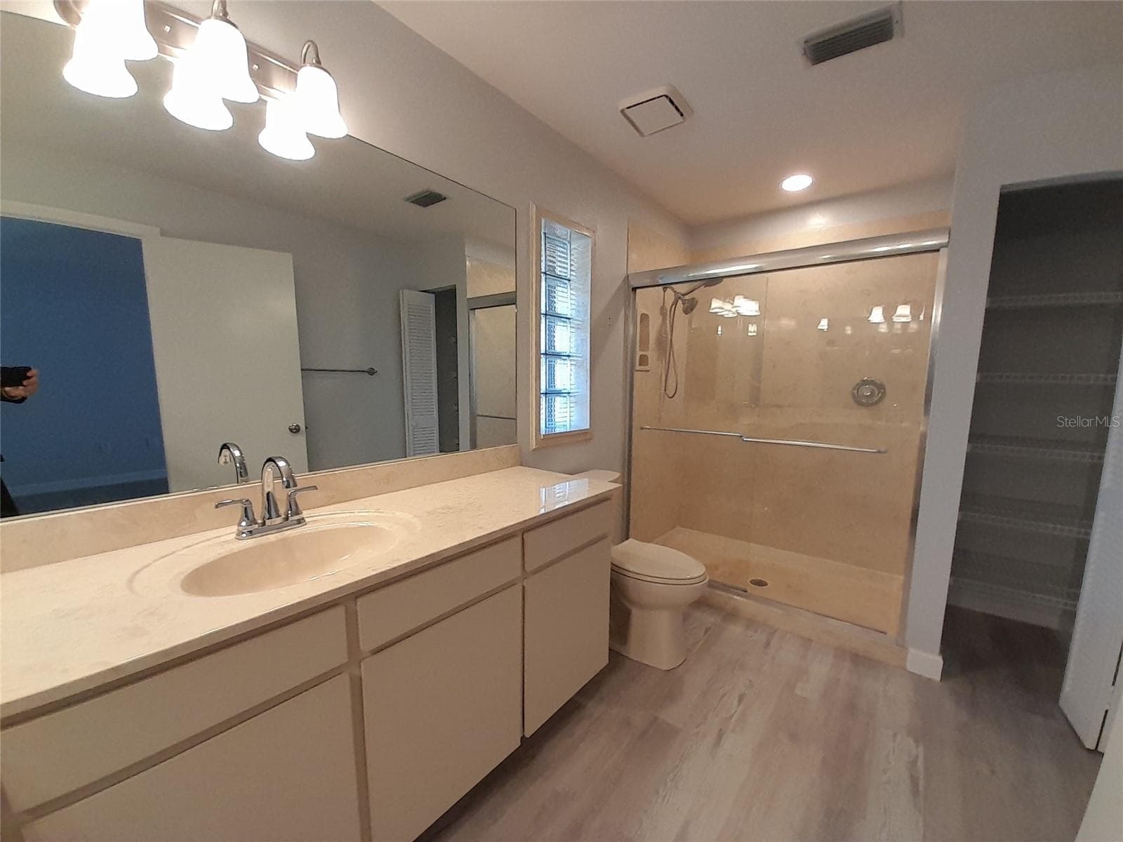 Townhouse at 3520 57TH AVENUE CIR W #2, BRADENTON, photo 19 of 27