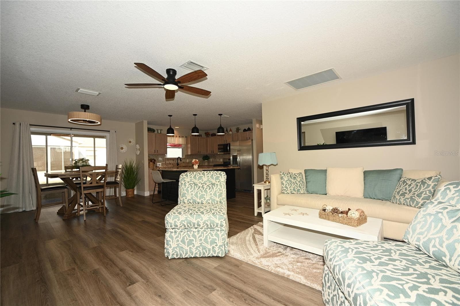 Single Family Residence at 1836 CAPTIVA CT, THE VILLAGES, photo 7 of 25