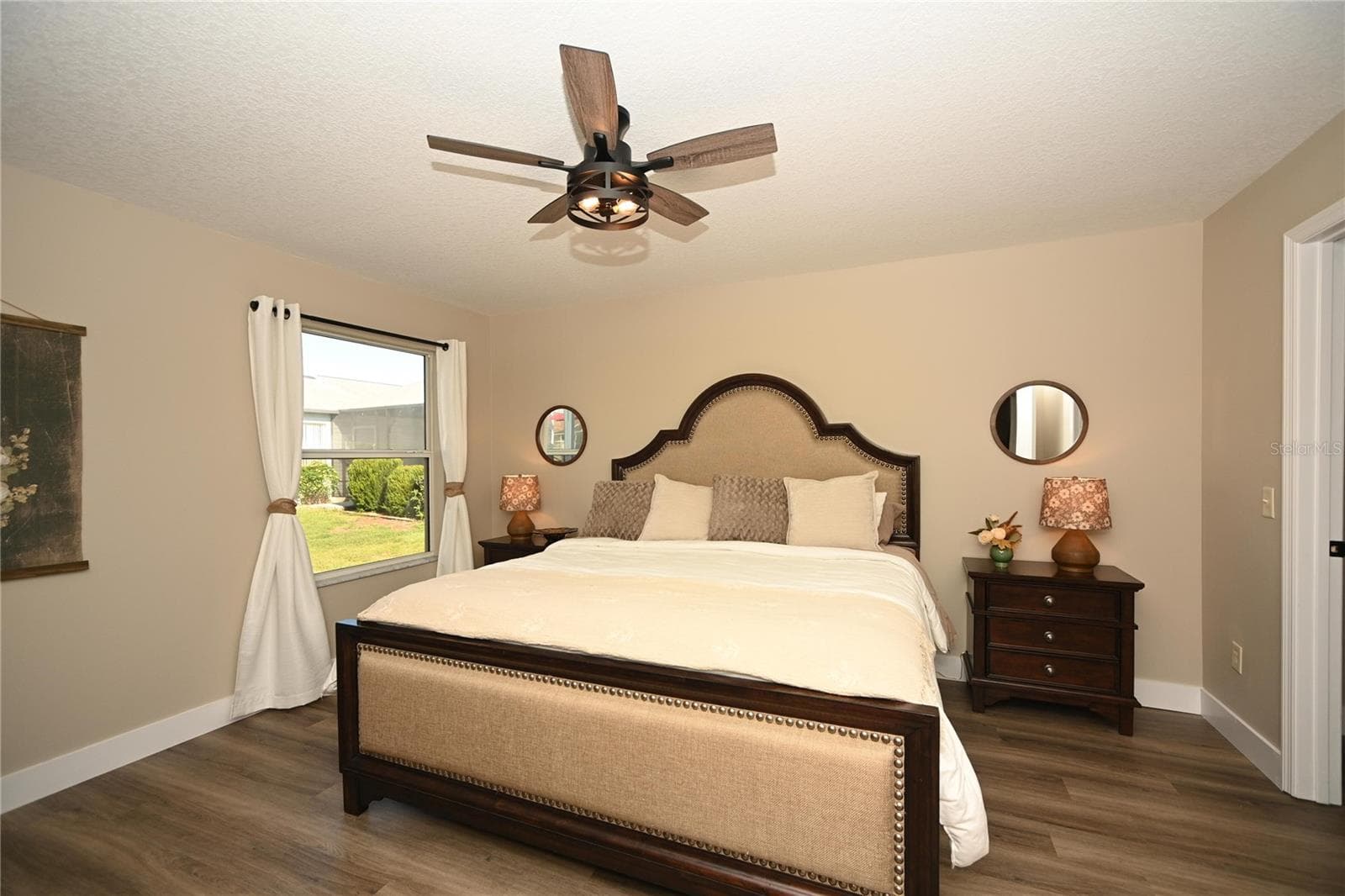 Single Family Residence at 1836 CAPTIVA CT, THE VILLAGES, photo 13 of 25