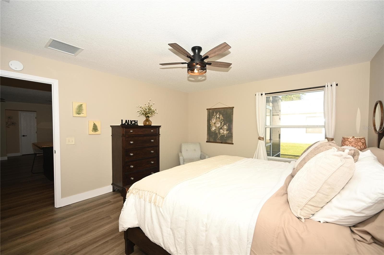 Single Family Residence at 1836 CAPTIVA CT, THE VILLAGES, photo 15 of 25