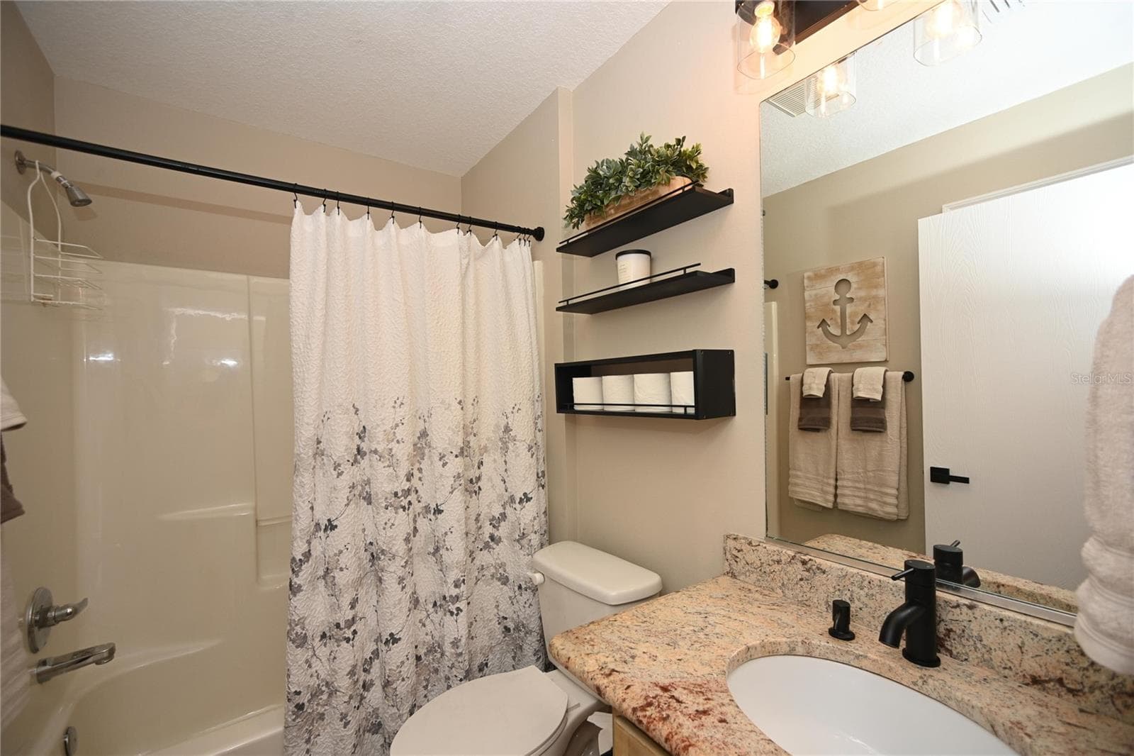 Single Family Residence at 1836 CAPTIVA CT, THE VILLAGES, photo 21 of 25