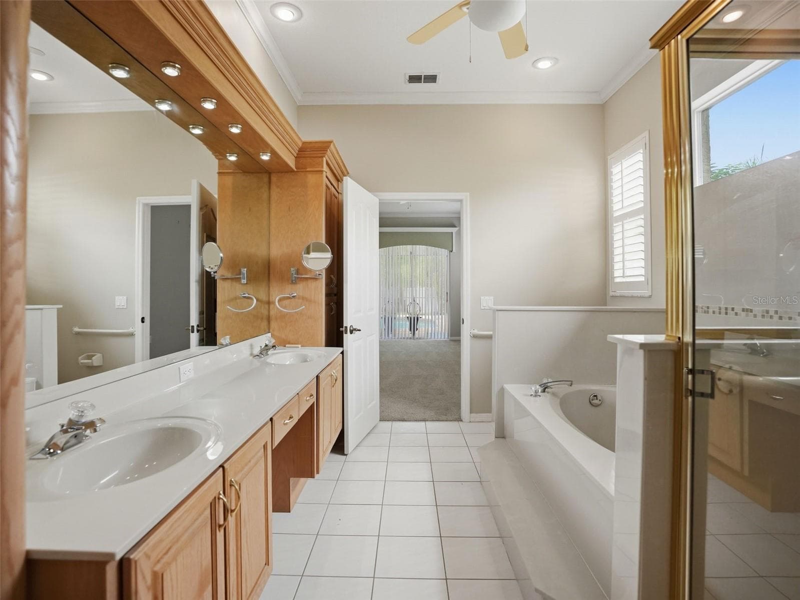 Single Family Residence at 1411 AMESBURY CT, NEW PORT RICHEY, photo 27 of 63