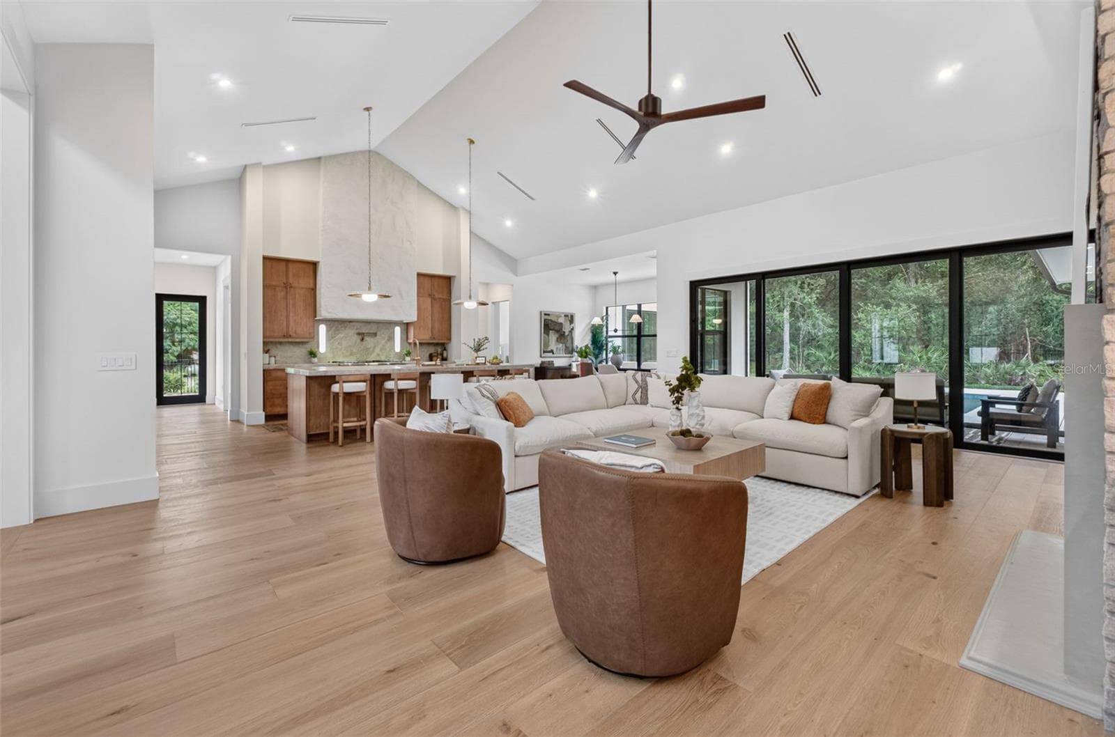 Single Family Residence at 1815 WINDERMERE RD, WINDERMERE, photo 14 of 103