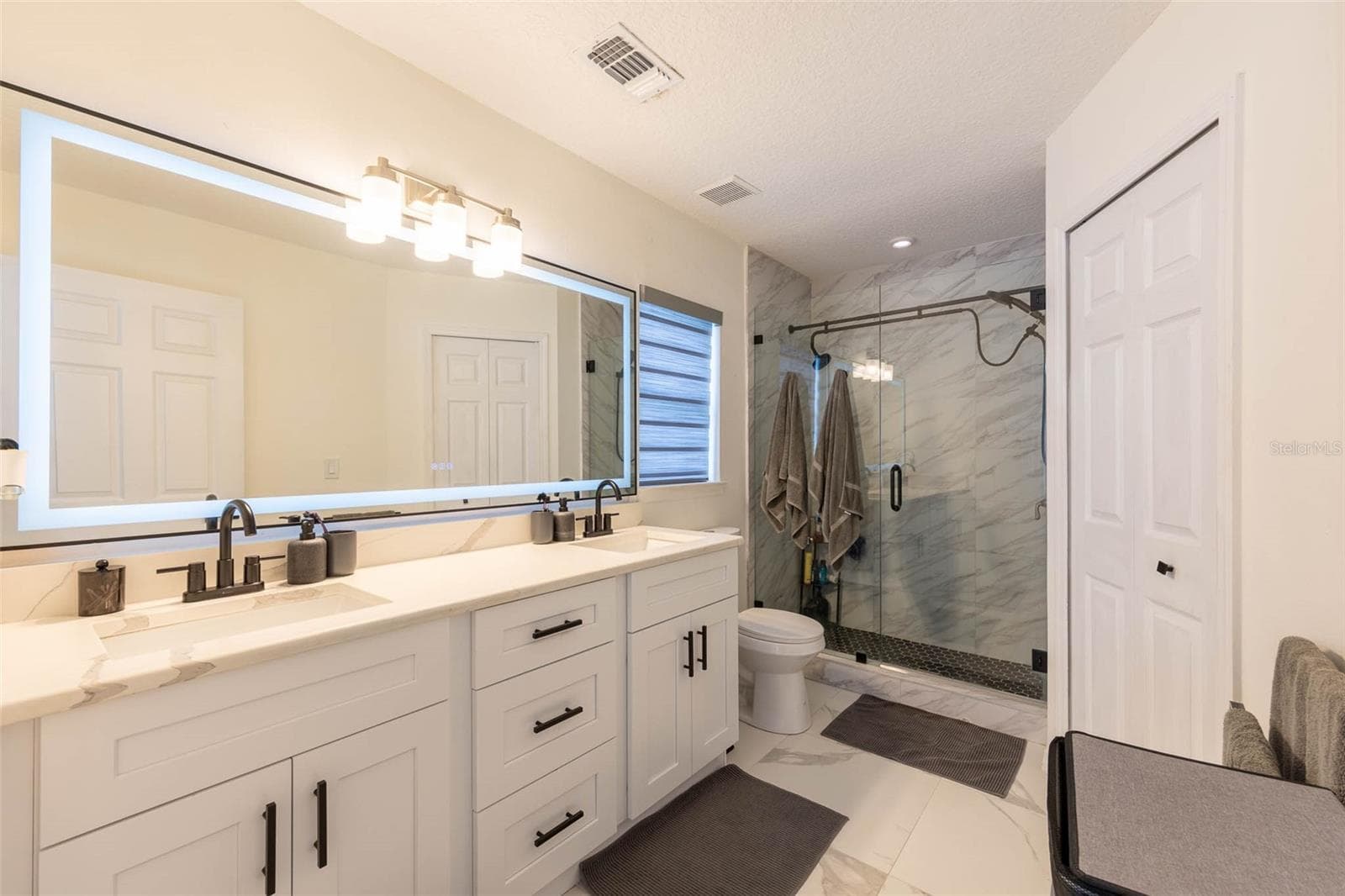 Single Family Residence at 10720 SPRING BROOK LN, ORLANDO, photo 9 of 19