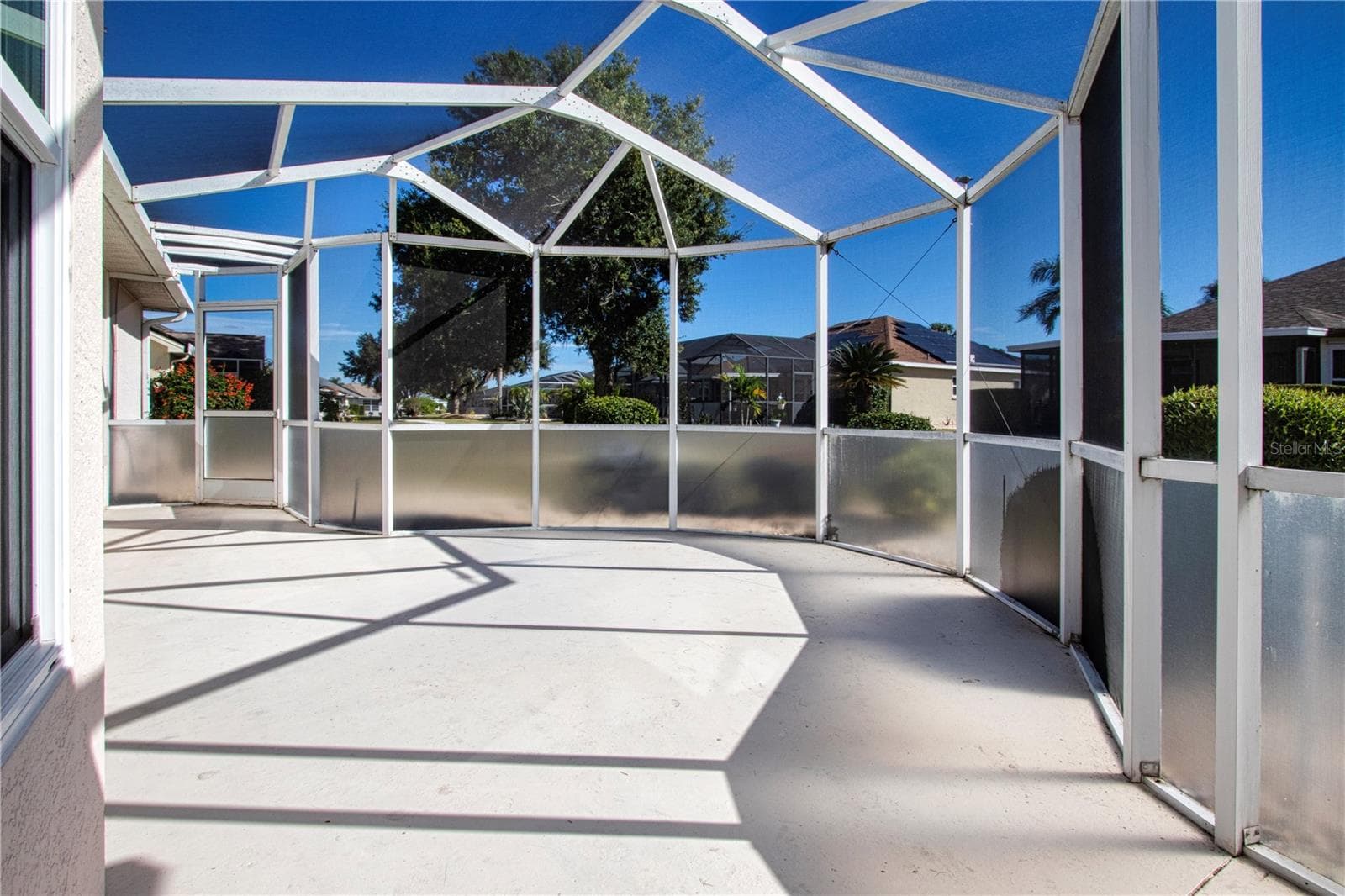 Screened Patio - 2035 PRESTANCIA LN, SUN CITY CENTER