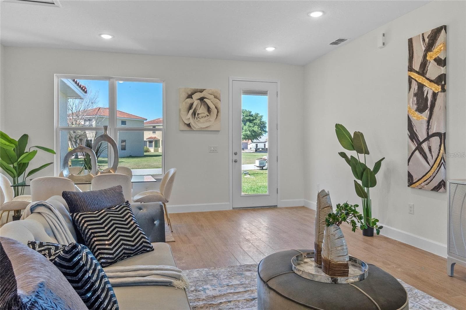 Single Family Residence at 409 CINNAMON DR, POINCIANA, photo 5 of 14