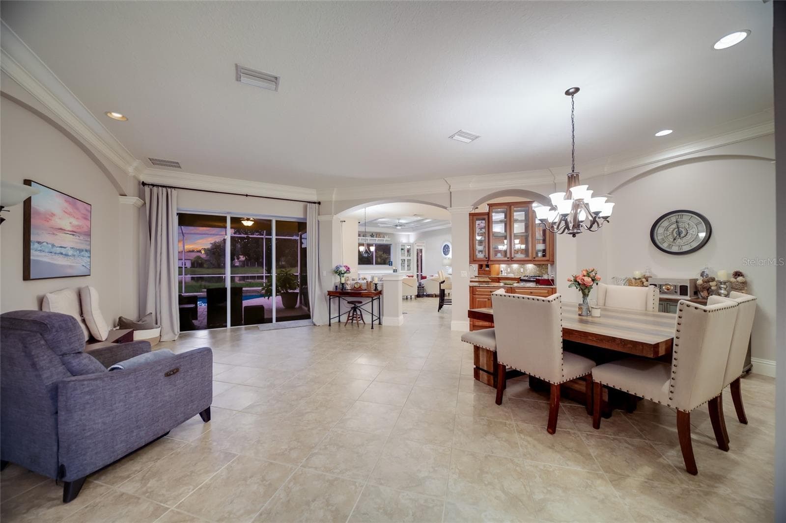 Single Family Residence at 14703 SUNDIAL PL, LAKEWOOD RANCH, photo 7 of 28