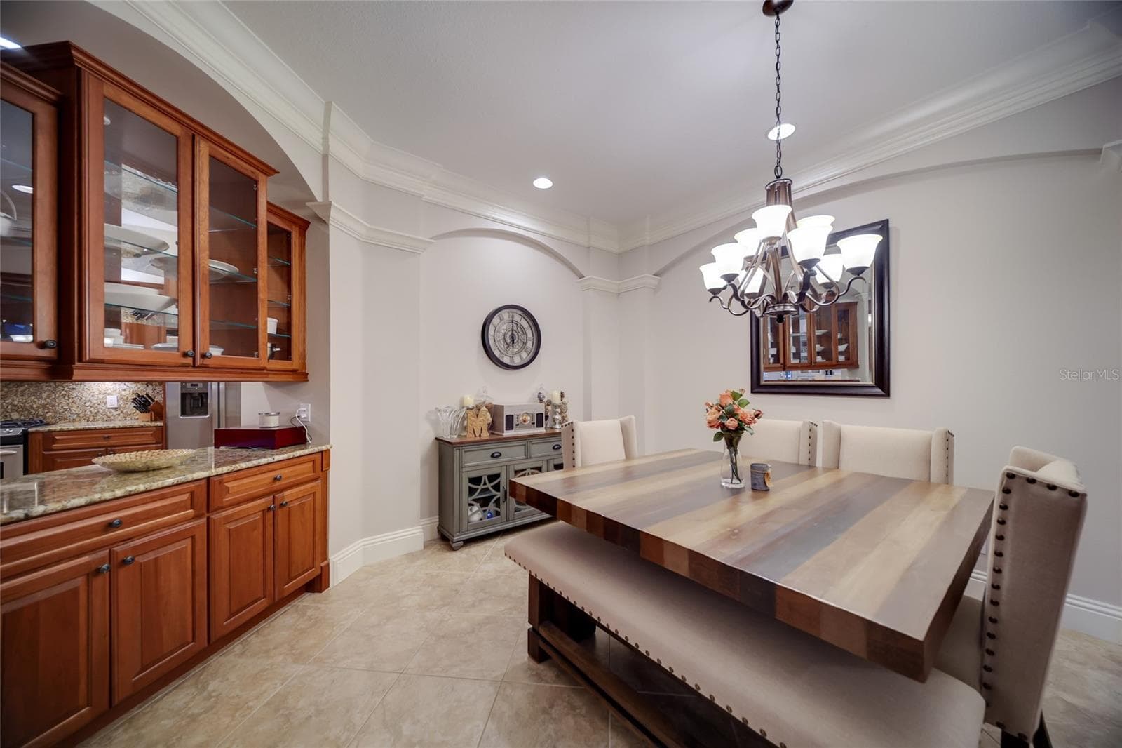 Single Family Residence at 14703 SUNDIAL PL, LAKEWOOD RANCH, photo 8 of 28
