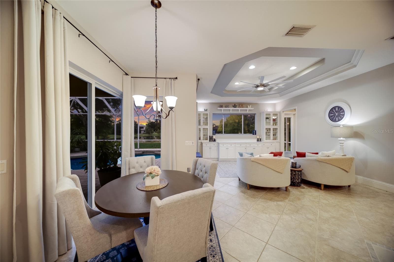 Single Family Residence at 14703 SUNDIAL PL, LAKEWOOD RANCH, photo 9 of 28