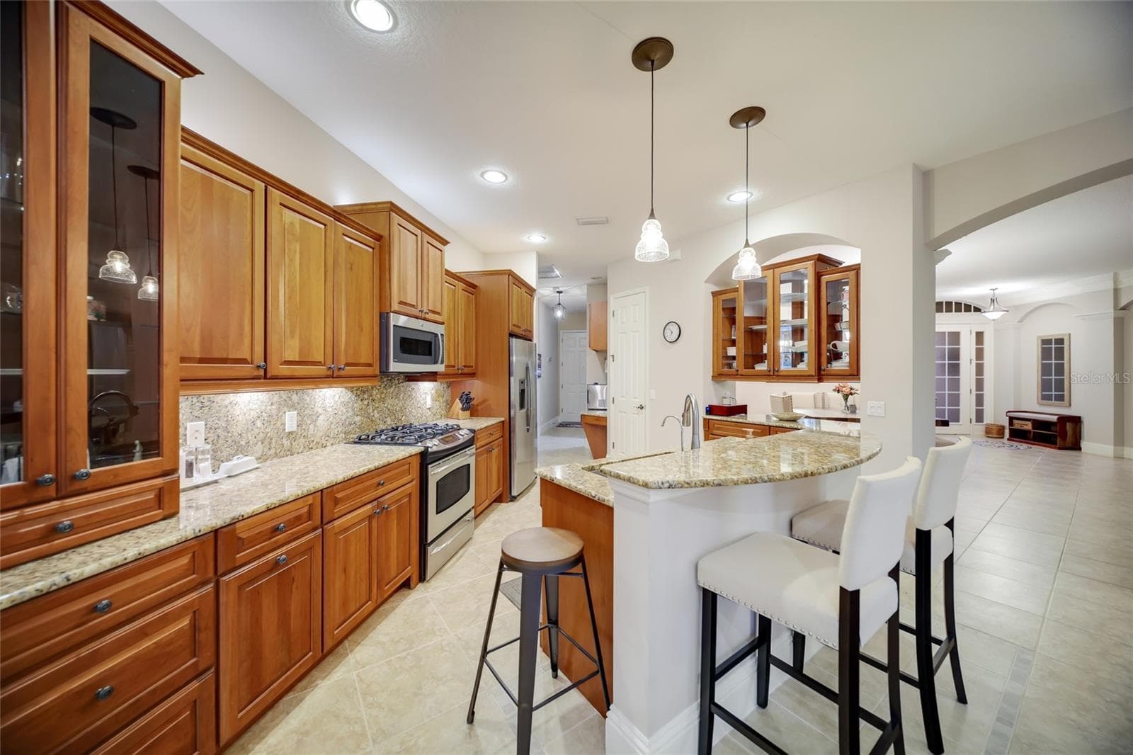 Single Family Residence at 14703 SUNDIAL PL, LAKEWOOD RANCH, photo 11 of 28