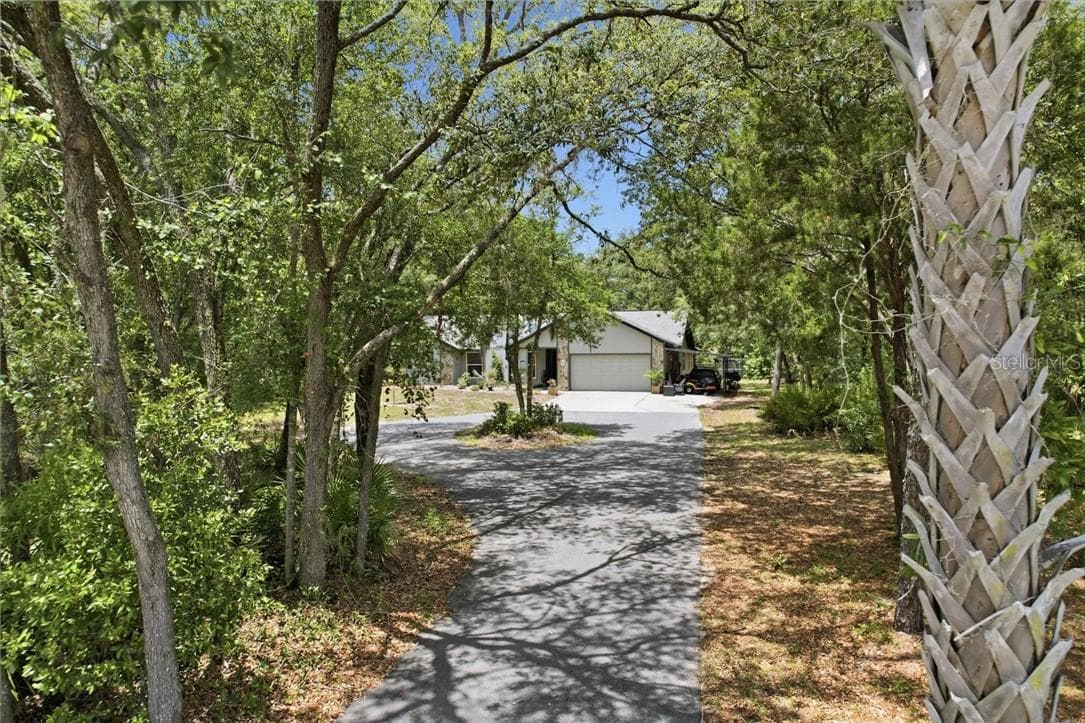 Single Family Residence at 834 N Dunkenfield AVE, CRYSTALRIVER FL 34429, Crystal River, photo 3 of 45