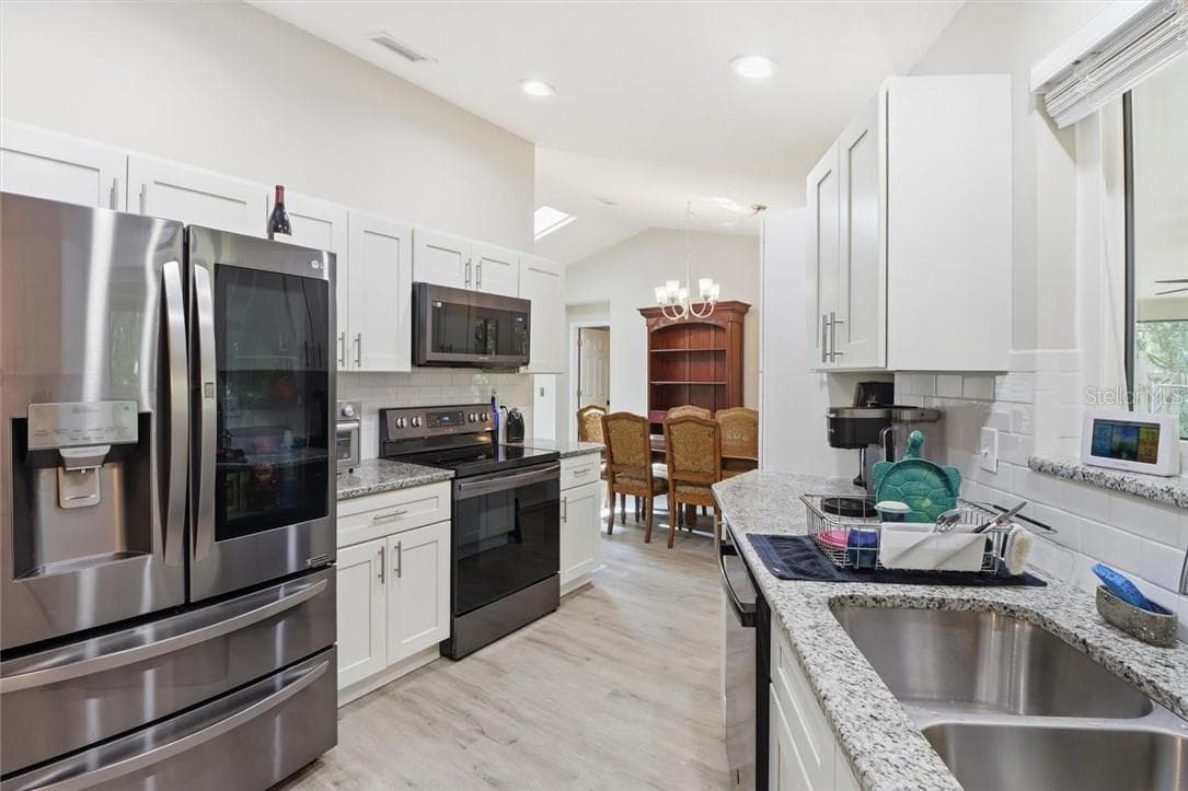 Single Family Residence at 834 N Dunkenfield AVE, CRYSTALRIVER FL 34429, Crystal River, photo 11 of 45