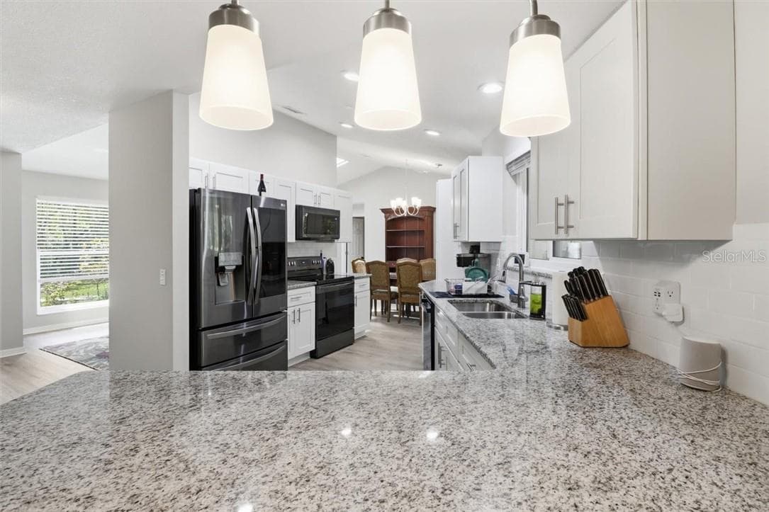 Single Family Residence at 834 N Dunkenfield AVE, CRYSTALRIVER FL 34429, Crystal River, photo 13 of 45