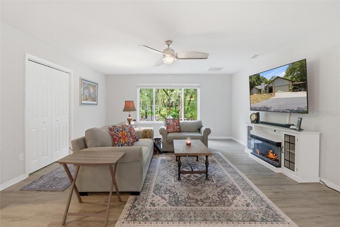 Single Family Residence at 834 N Dunkenfield AVE, CRYSTALRIVER FL 34429, Crystal River, photo 15 of 45