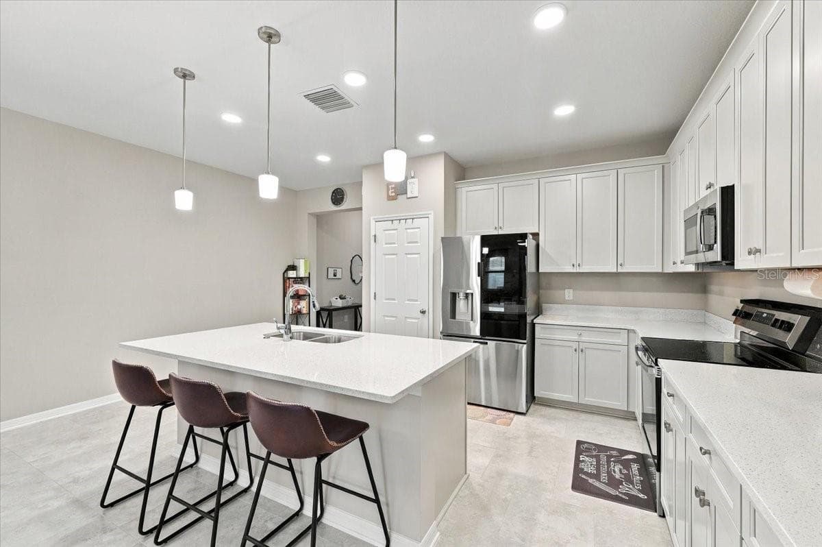 Single Family Residence at 4885 FOXGLOVE CIR, LAKELAND, photo 9 of 41