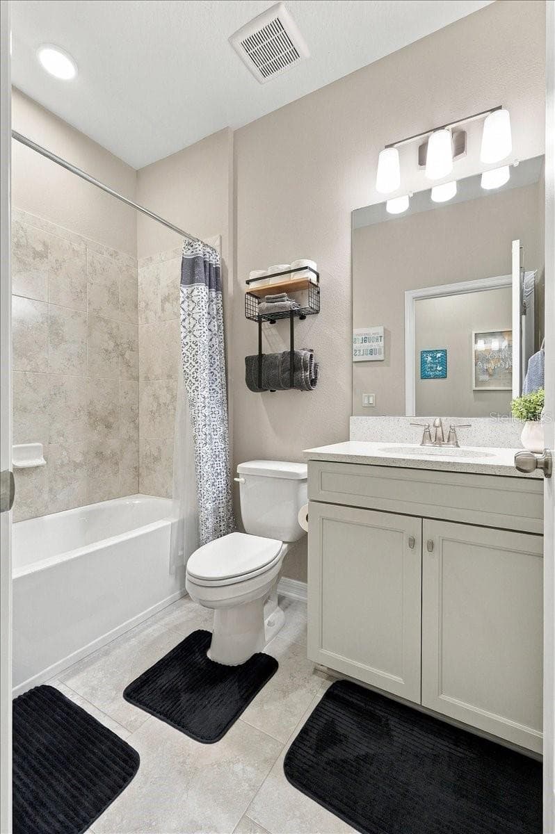 Single Family Residence at 4885 FOXGLOVE CIR, LAKELAND, photo 17 of 41