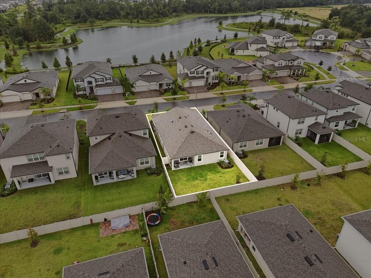 Single Family Residence at 4885 FOXGLOVE CIR, LAKELAND, photo 38 of 41