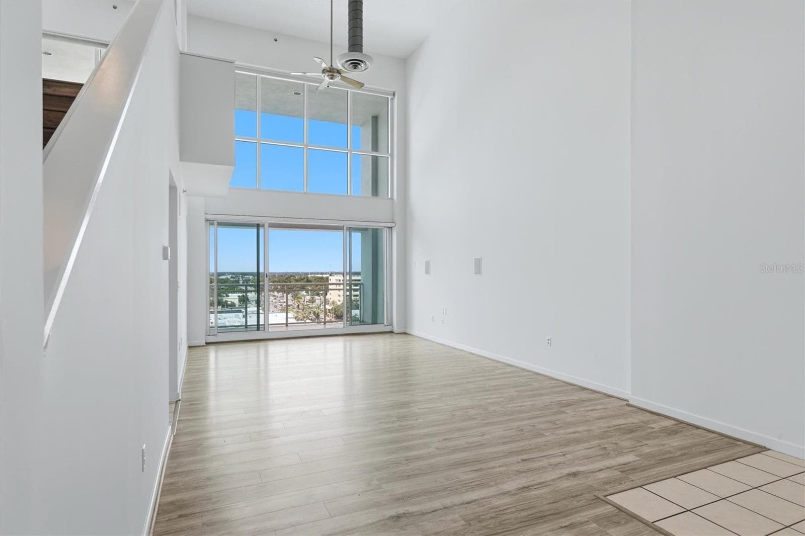 Condominium at 1990 MAIN ST #3, SARASOTA, photo 2 of 37