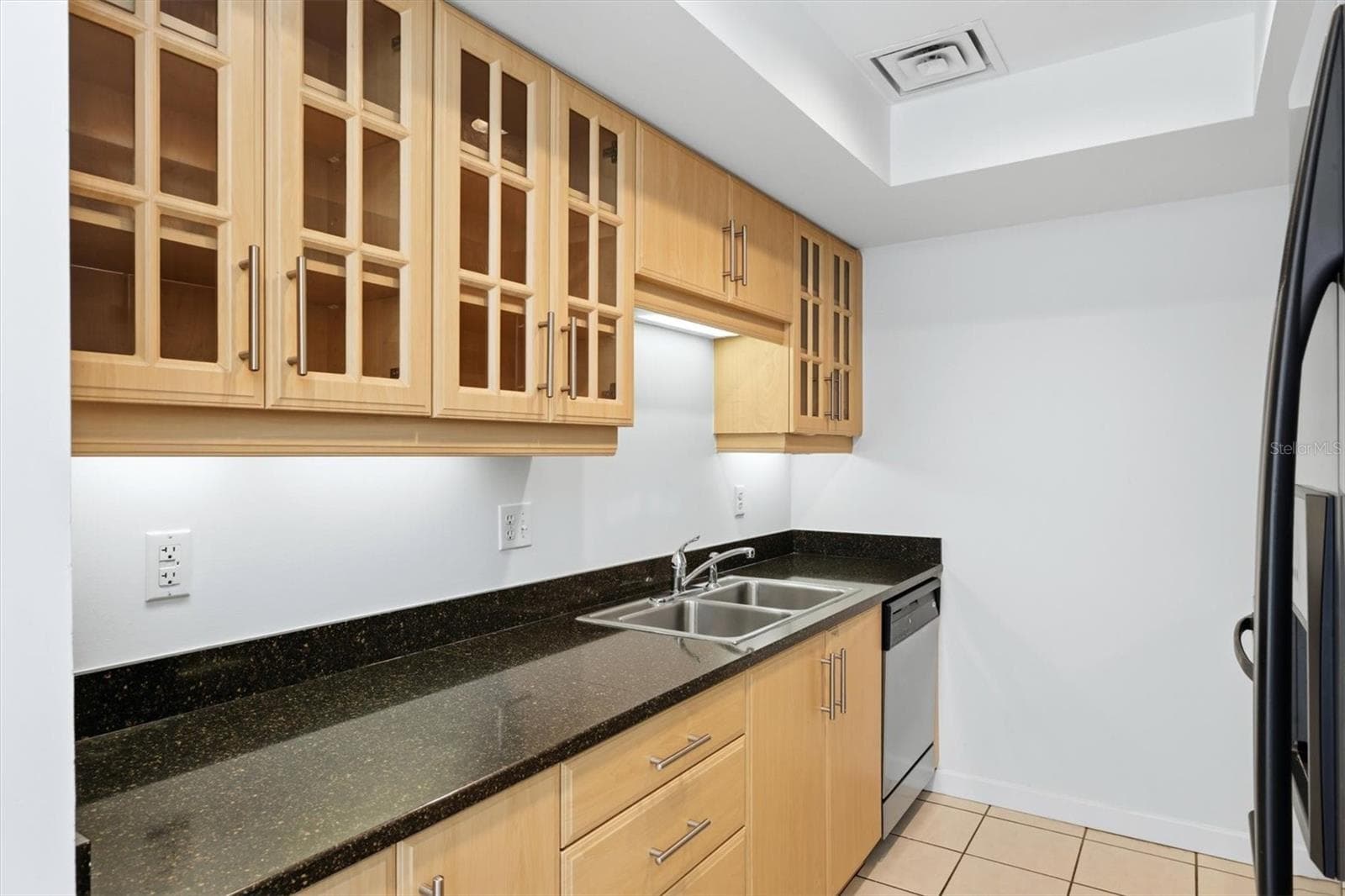 Condominium at 1990 MAIN ST #3, SARASOTA, photo 11 of 37