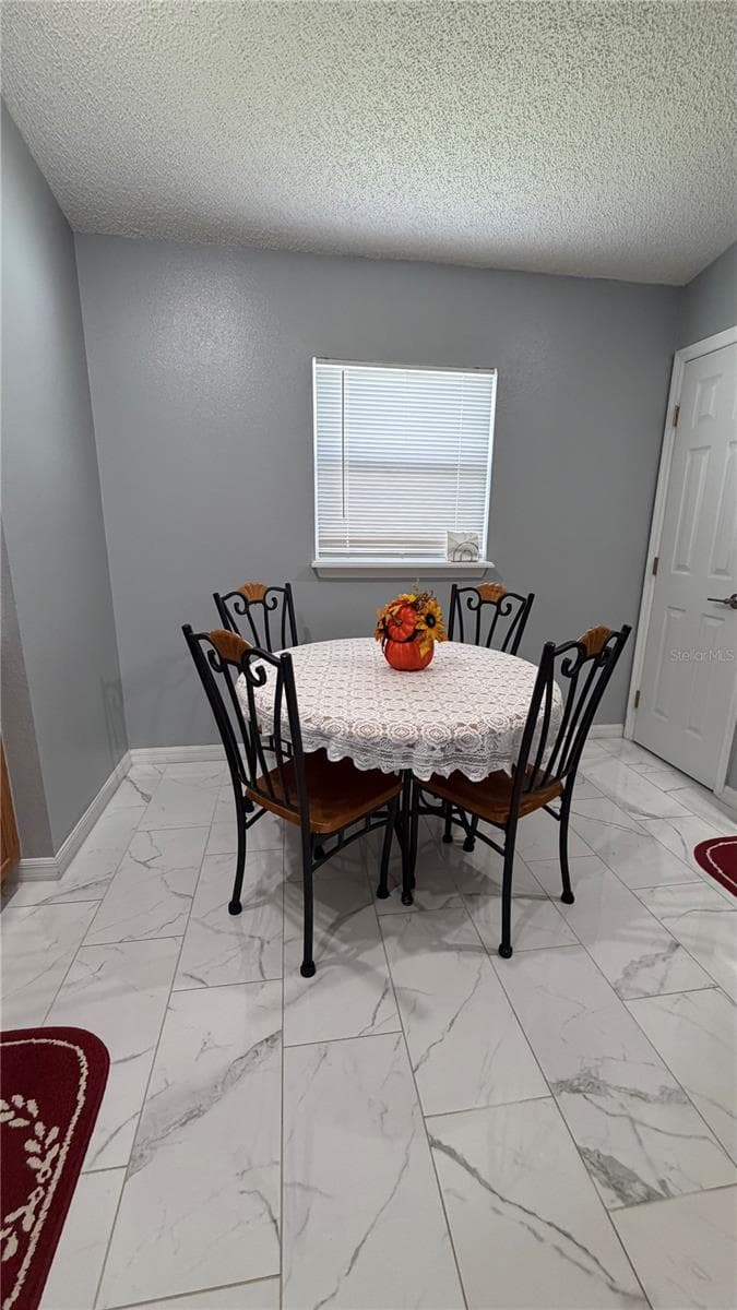 Single Family Residence at 952 CLEAR CREEK CIR, CLERMONT, photo 6 of 38