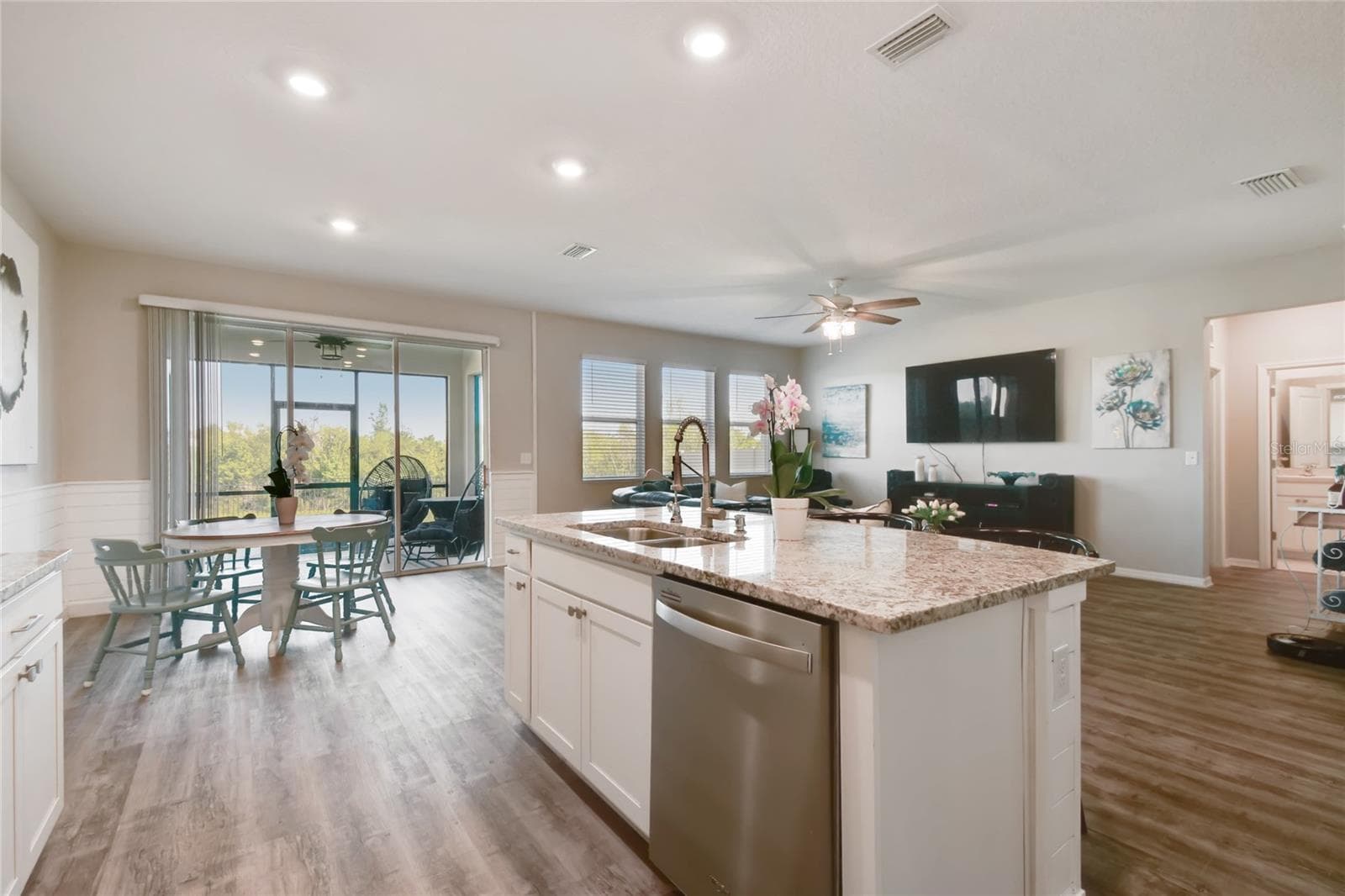 Single Family Residence at 10741 CHARLOTTE DR, PARRISH, photo 12 of 83