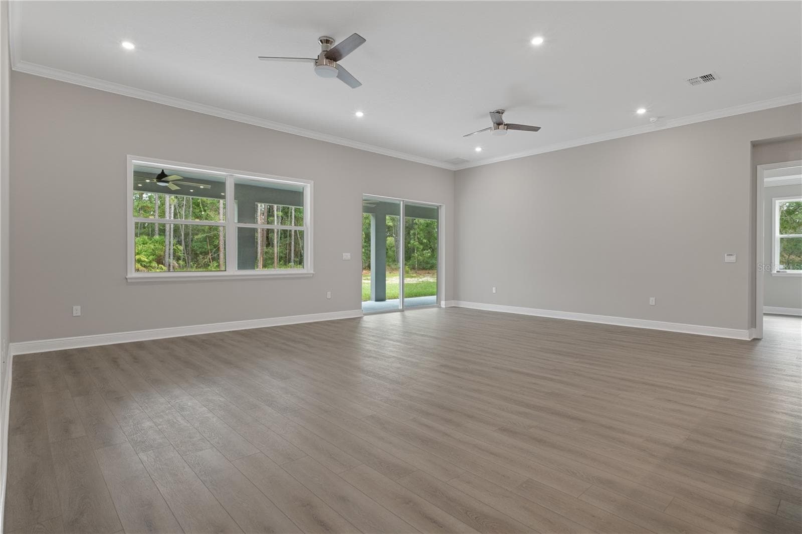Single Family Residence at 3339 W VILLANOVA CT, BEVERLY HILLS, photo 42 of 149