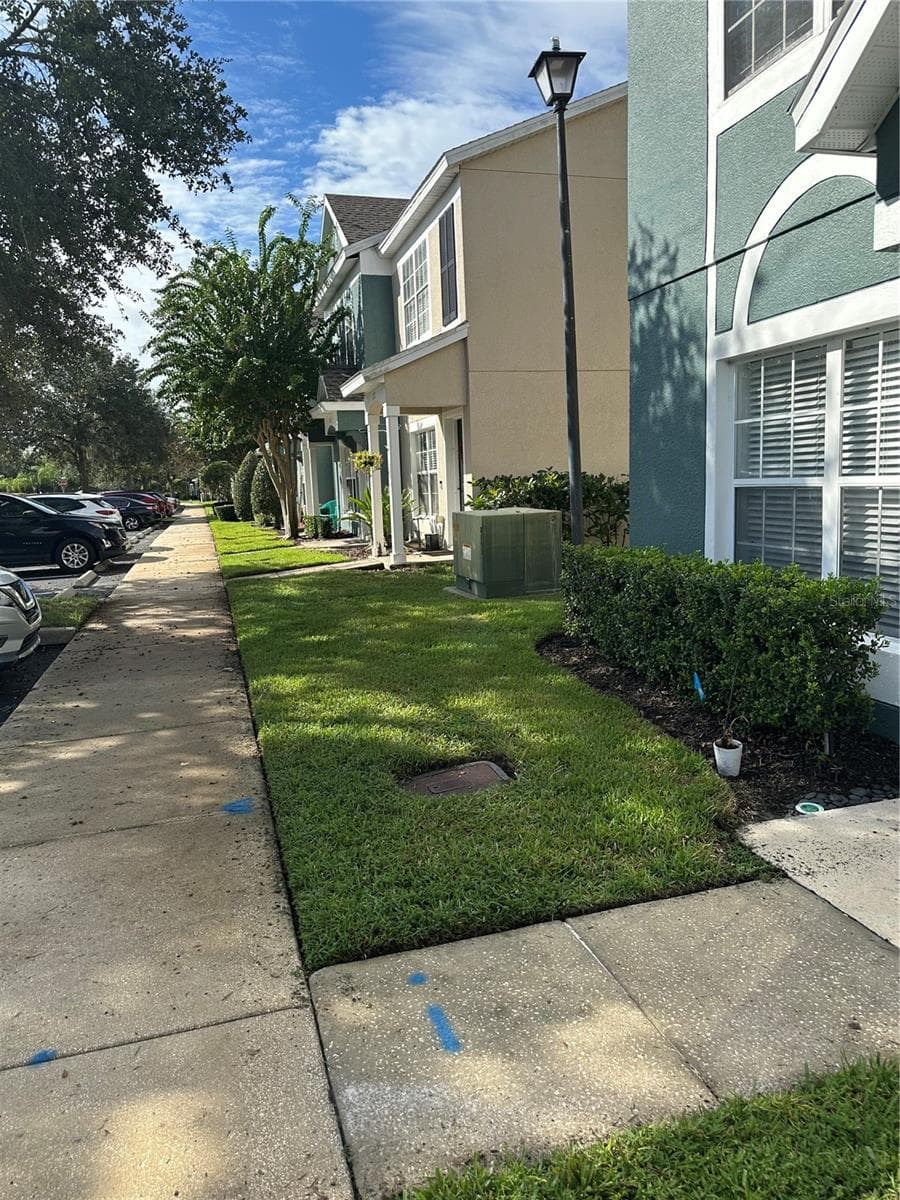 Townhouse at 766 SHROPSHIRE LOOP, SANFORD, photo 25 of 26