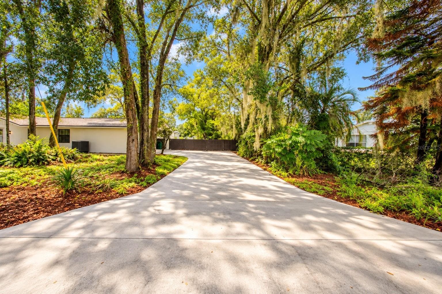 Single Family Residence at 501 CAMELIA LN, DELAND, photo 22 of 25
