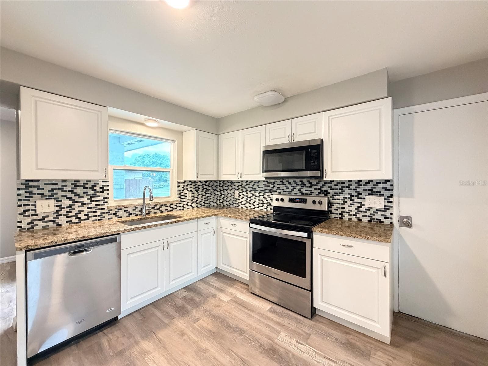 Single Family Residence at 105 CARIB DR, MERRITT ISLAND, photo 6 of 25