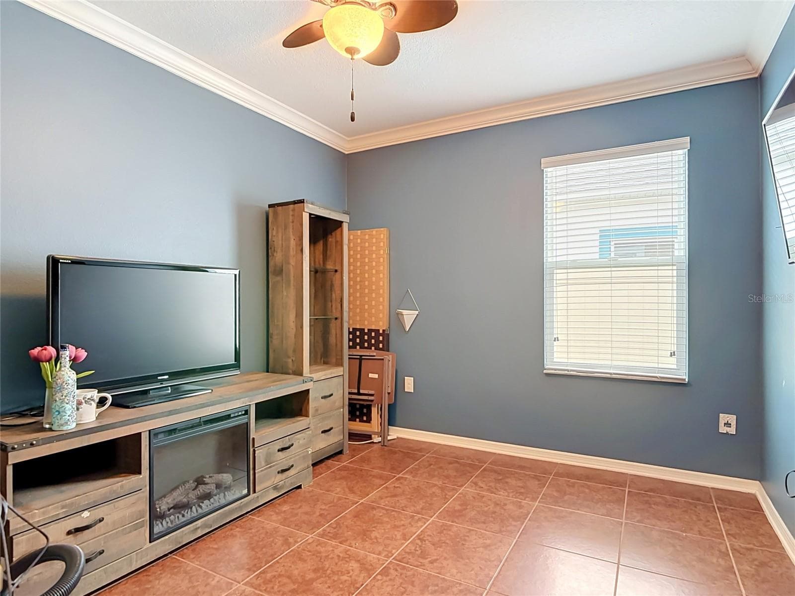 Single Family Residence at 141 W FIESTA KEY LOOP, DELAND, photo 37 of 61
