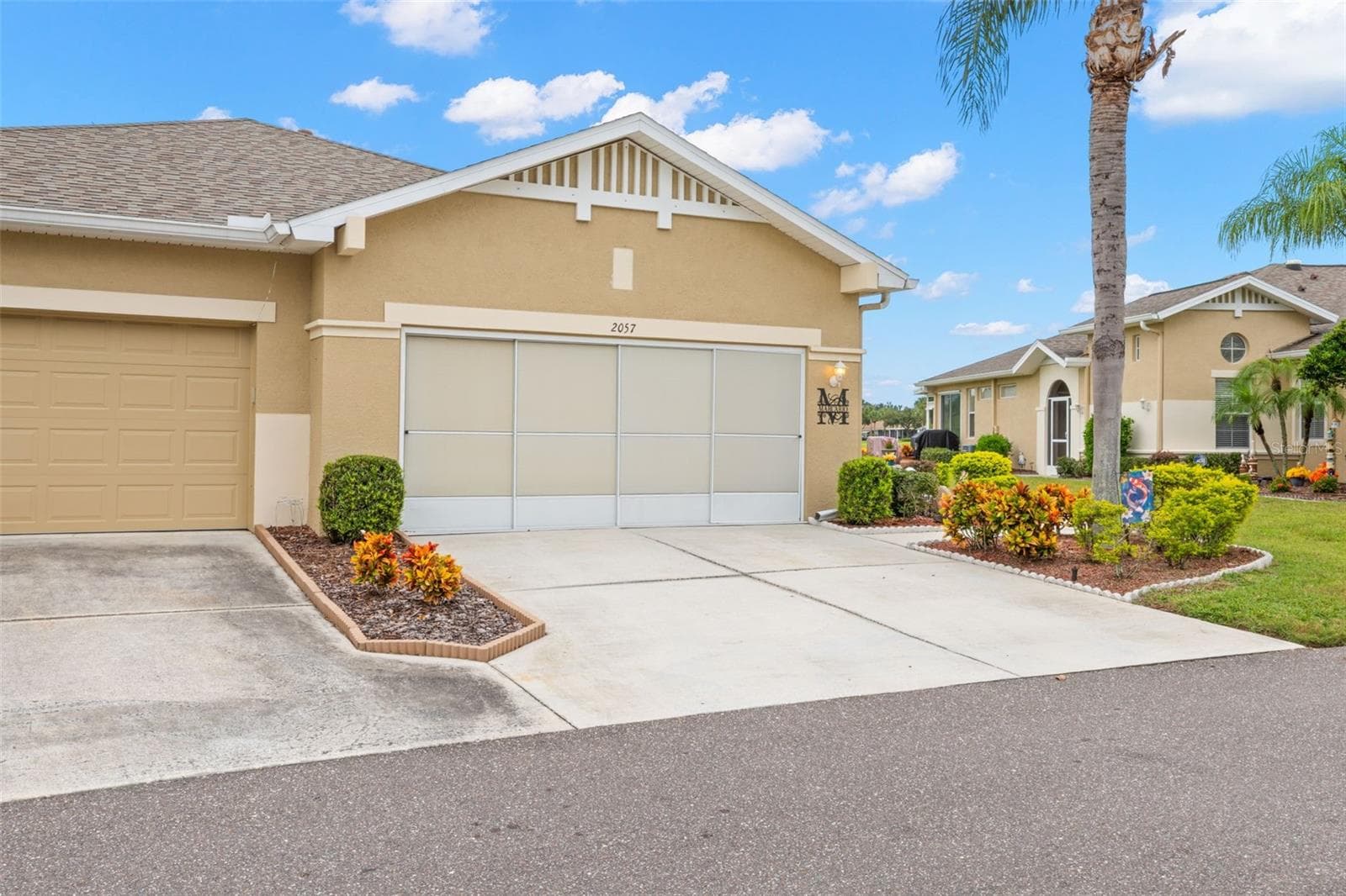Front Exterior - 2057 INVERNESS GREENS DR, SUN CITY CENTER