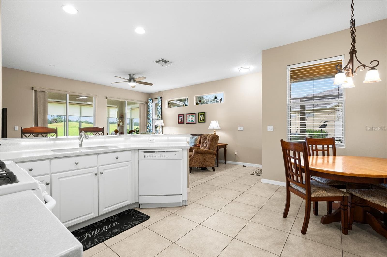 Kitchen - 2057 INVERNESS GREENS DR, SUN CITY CENTER