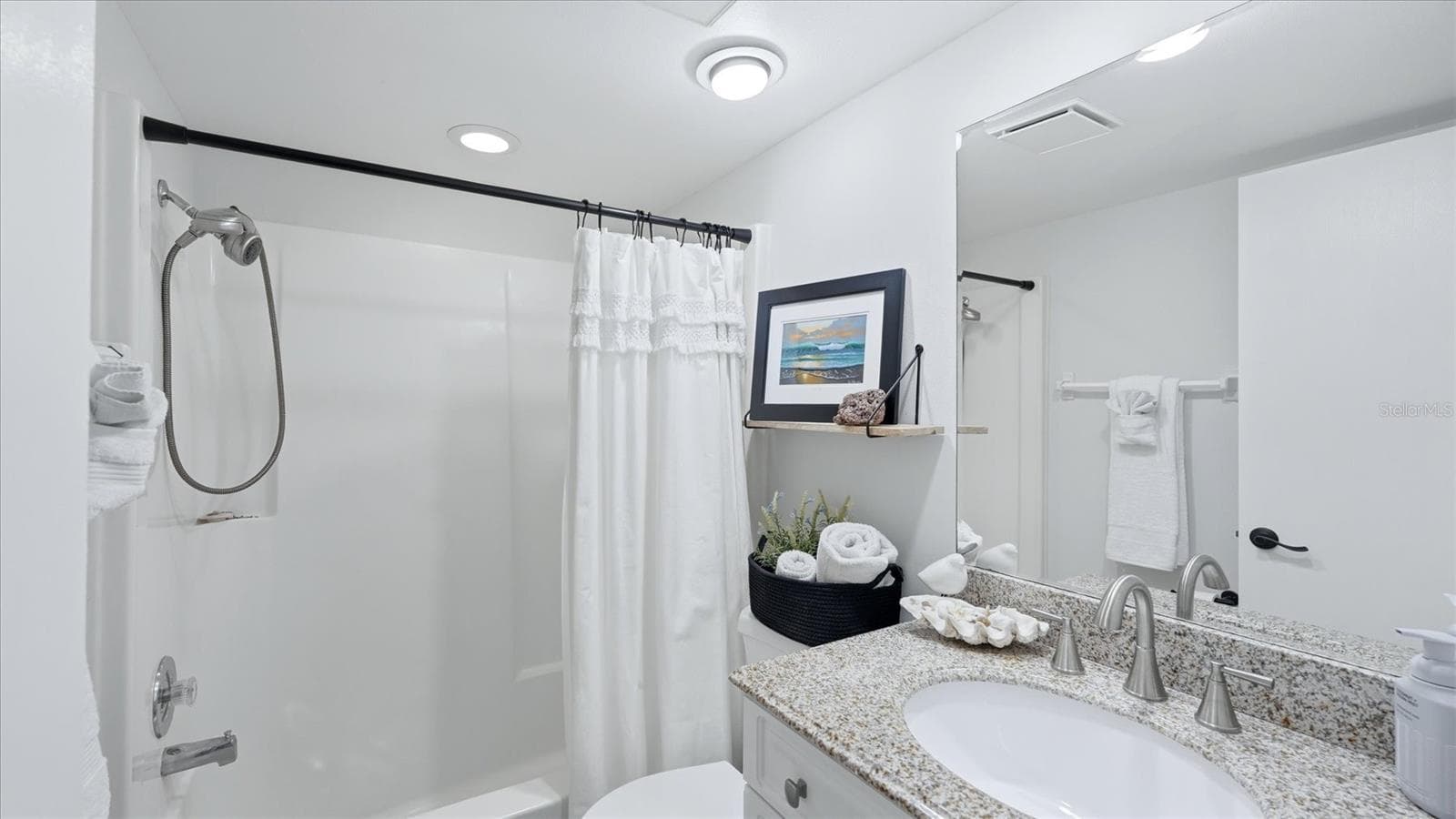 Condominium at 1640 STICKNEY POINT RD #40-101, SARASOTA, photo 21 of 38