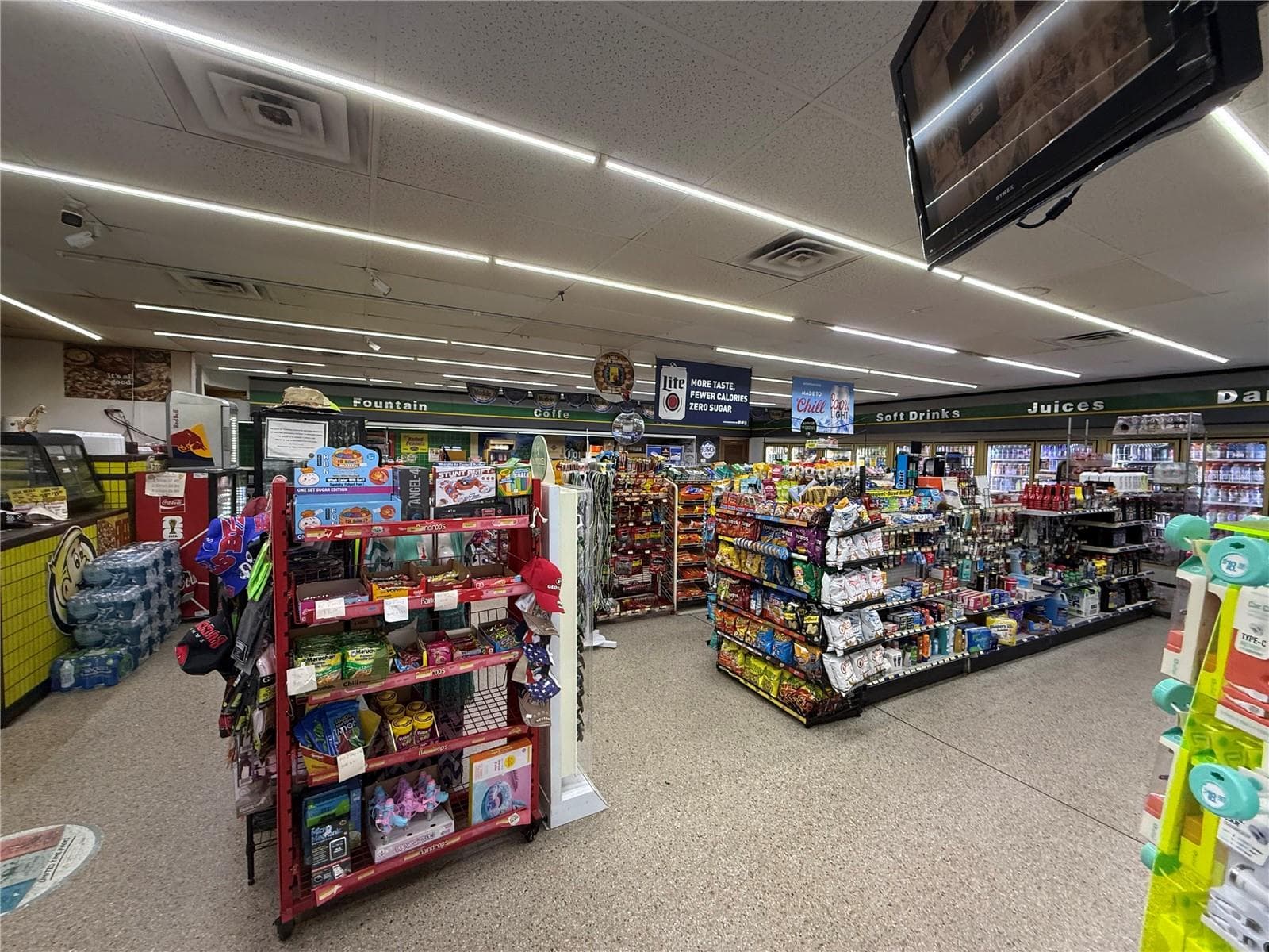 Retail at 9945 SE HIGHWAY 42, SUMMERFIELD, photo 2 of 13