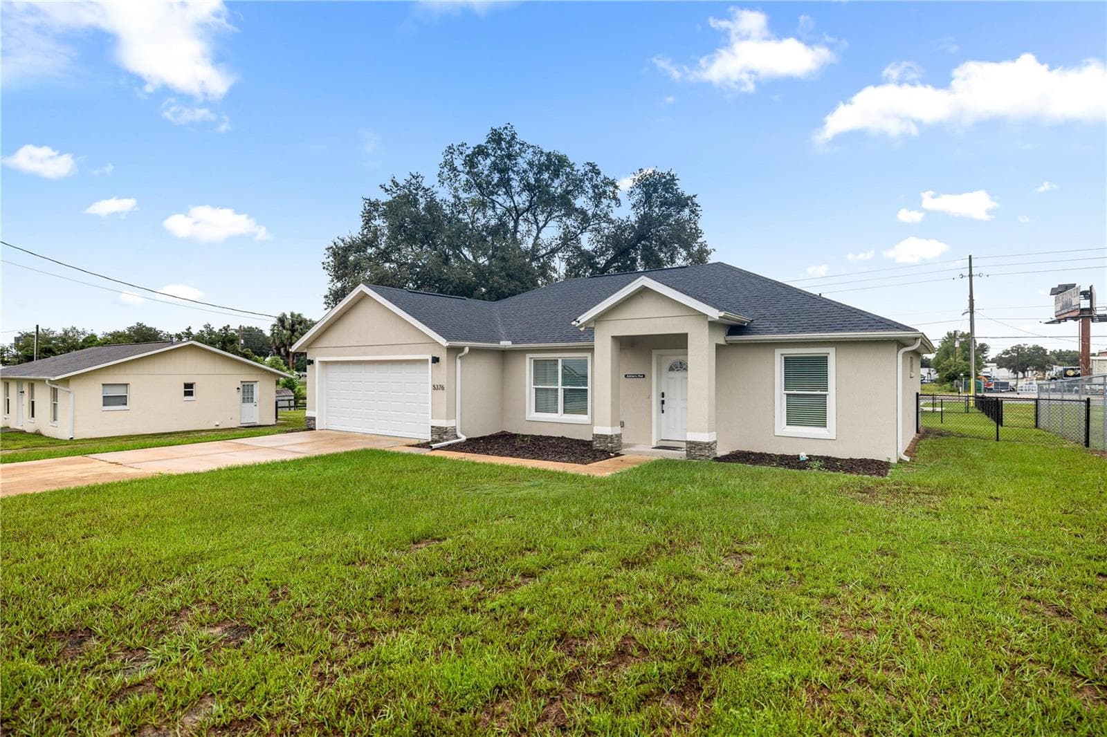 Single Family Residence at 5376 NW 1ST ST, OCALA, photo 3 of 32