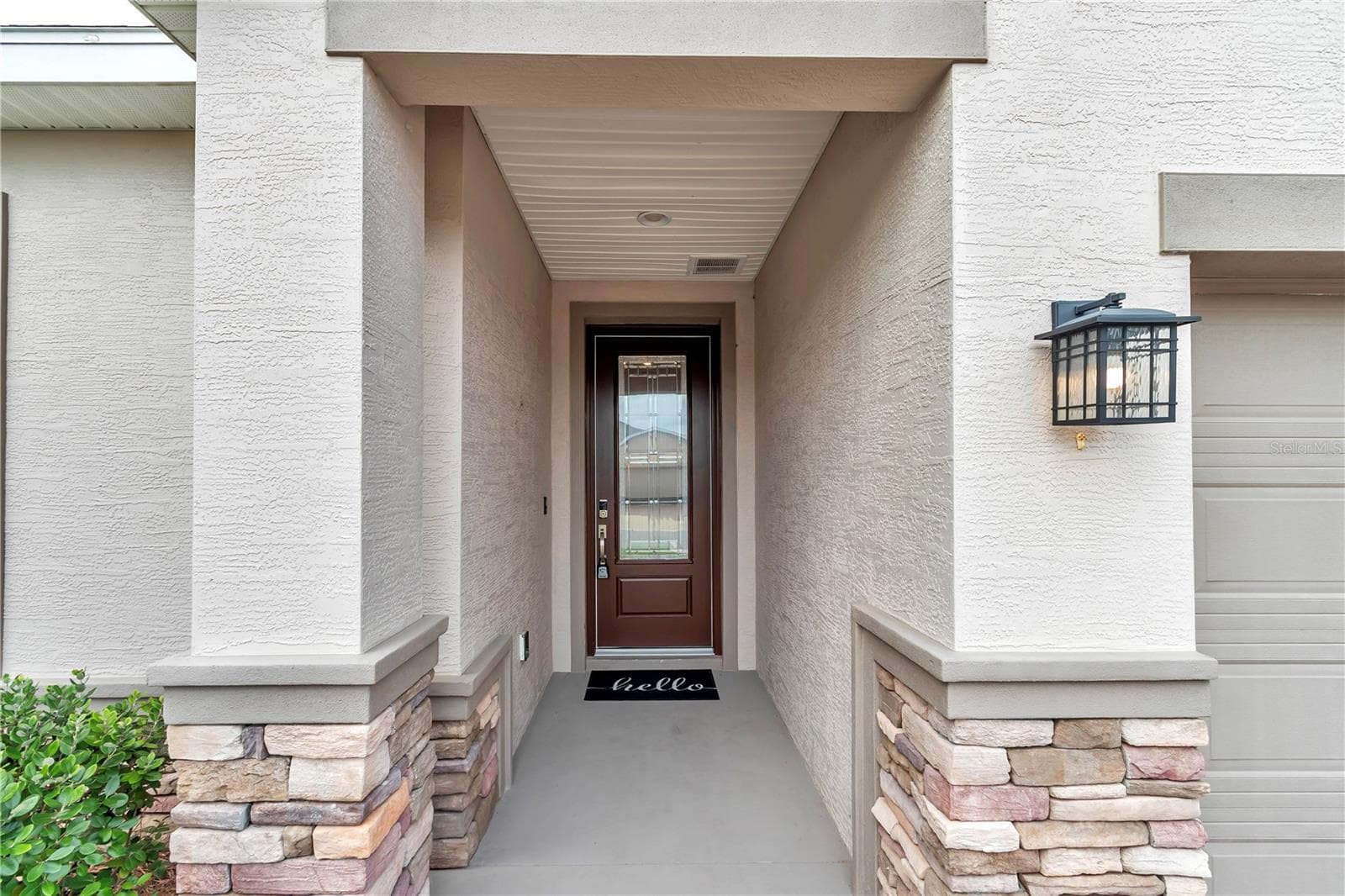 Inviting covered front porch - 4358 NW 57TH AVE, OCALA