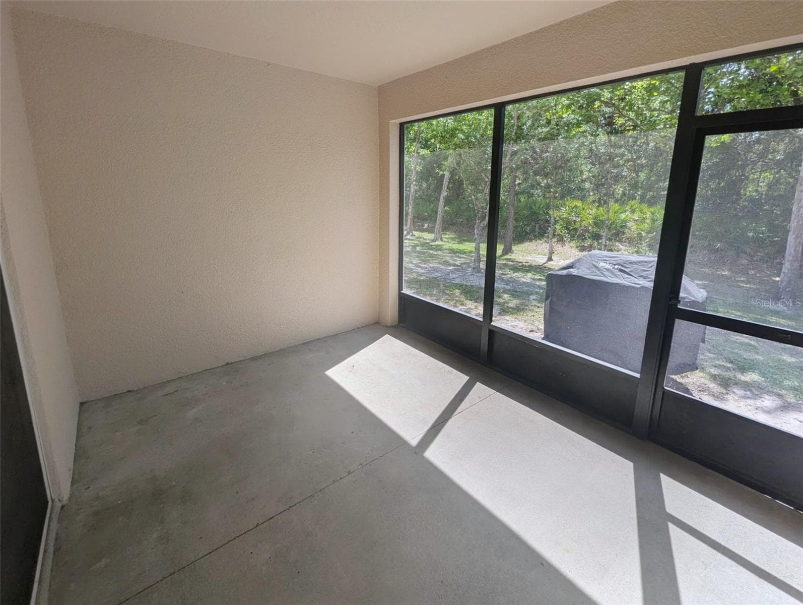 Screened Patio - 2852 TANZANITE TER, KISSIMMEE