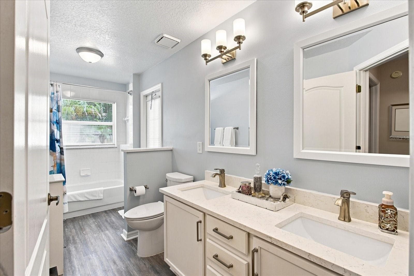 Single Family Residence at 1660 SWEETWATER WEST CIR, APOPKA, photo 25 of 44
