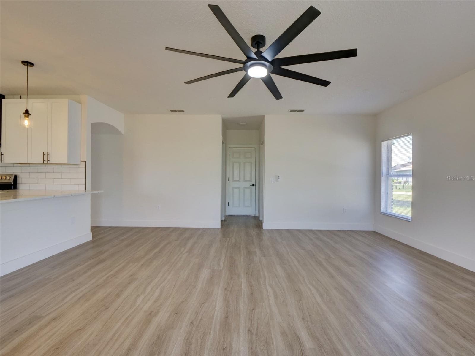 FAMILY ROOM - 307 BIG BLACK LN, POINCIANA