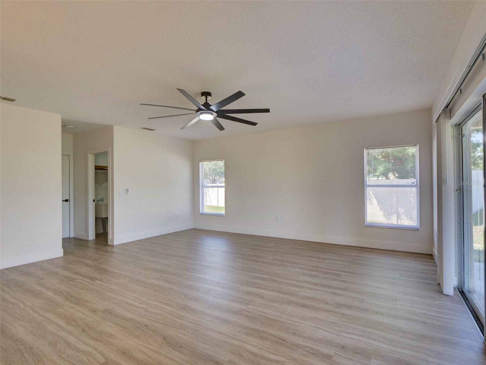 FAMILY ROOM - 307 BIG BLACK LN, POINCIANA