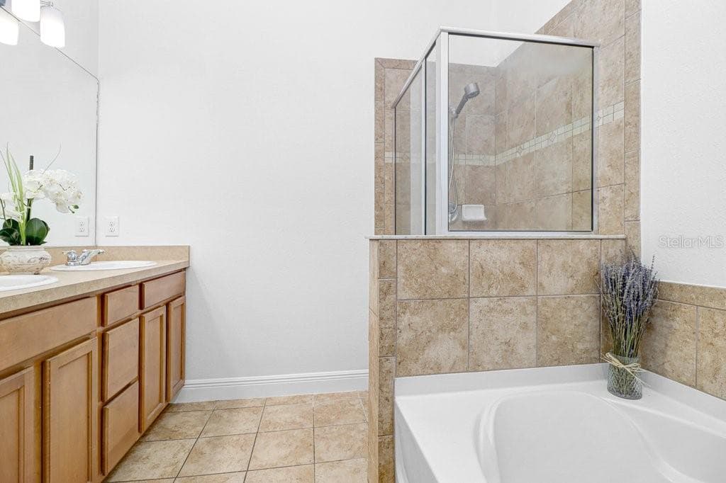 Master Bathroom - 6818 46TH LN N, PINELLAS PARK