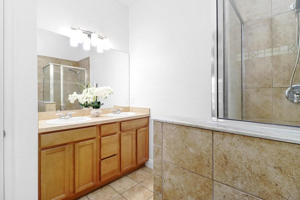 Master Bathroom - 6818 46TH LN N, PINELLAS PARK