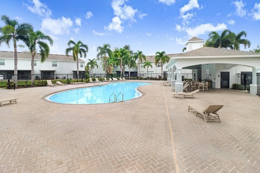 Community Pool - 6818 46TH LN N, PINELLAS PARK