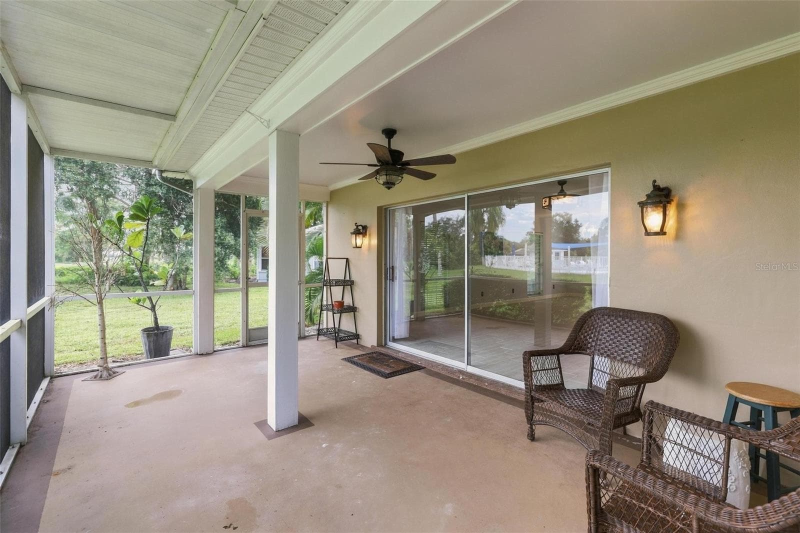 Gracious lanai overlooking rear yard and pool area - 4 ANTIGUA CIR #6, ENGLEWOOD