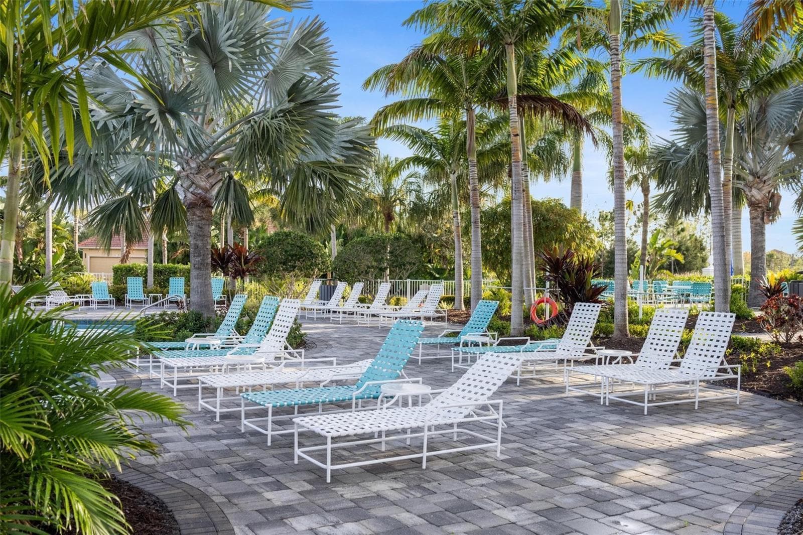 Lounge chairs for enjoying the community pool - 4 ANTIGUA CIR #6, ENGLEWOOD