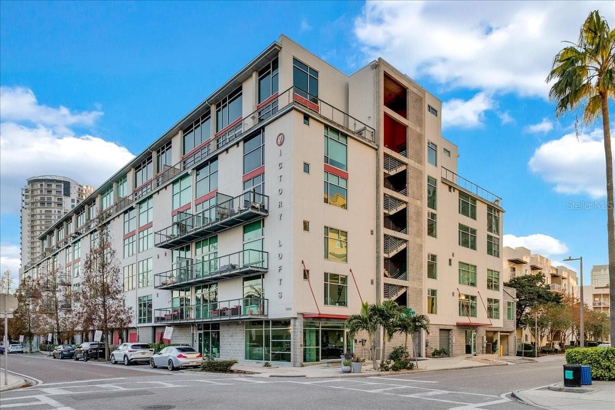 101 S 12TH ST #405