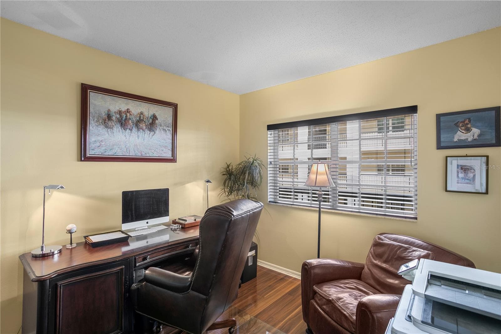 The secondary bedroom offers flexibility—perfect for guests or a comfortable home office - 1000 S HARBOUR ISLAND BLVD #2306, TAMPA