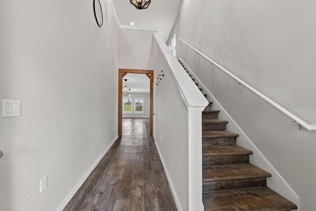Single Family Residence at 14621 BRUMBY RIDGE AVE, RIVERVIEW, photo 2 of 75