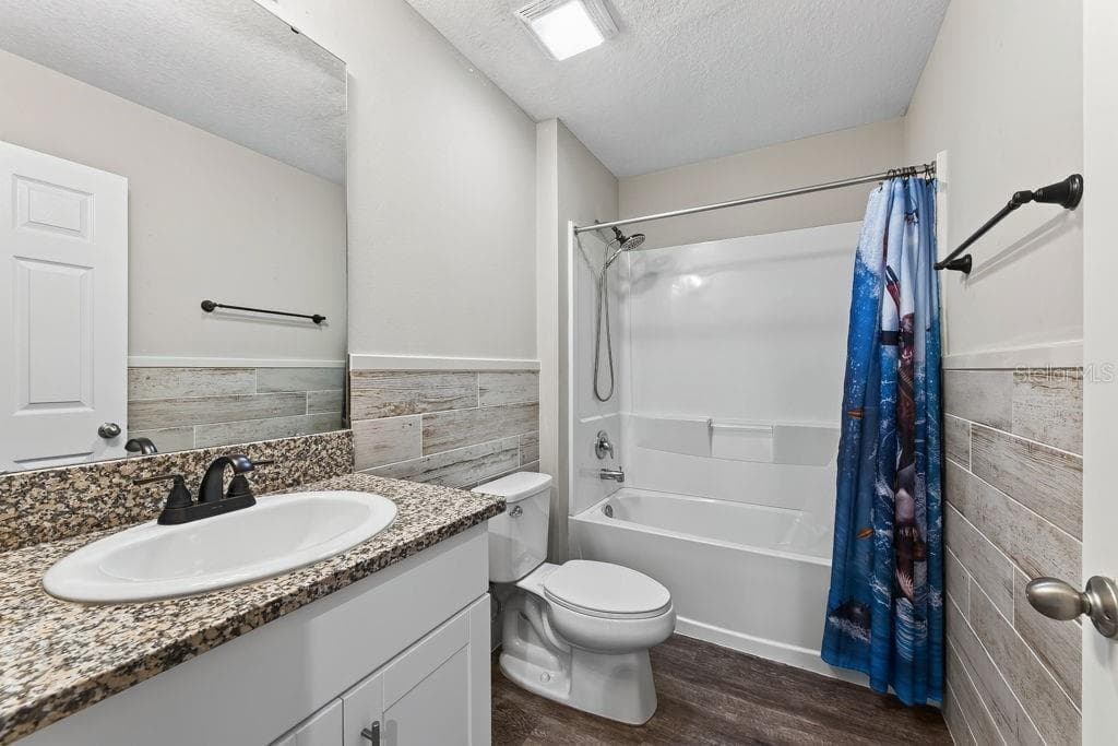 Single Family Residence at 14621 BRUMBY RIDGE AVE, RIVERVIEW, photo 50 of 75